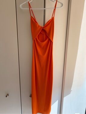 ZARA Orange Midi Dress | Size Small 🍊